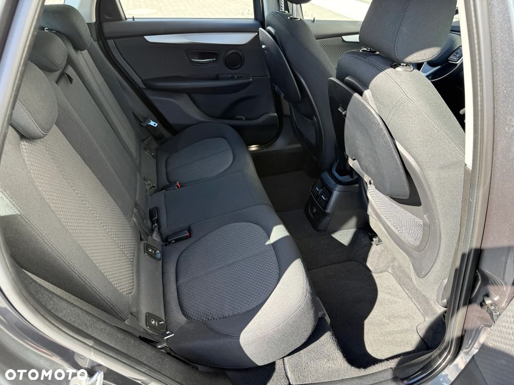 BMW Seria 2 216d Luxury Line - 38