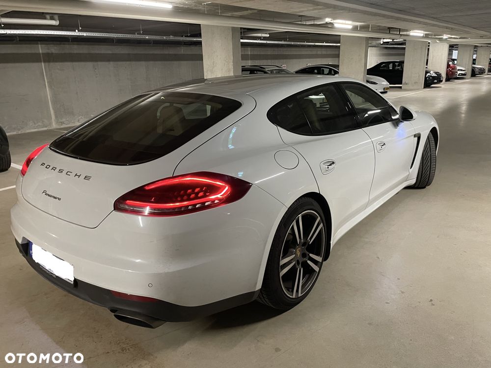Porsche Panamera Edition - 1