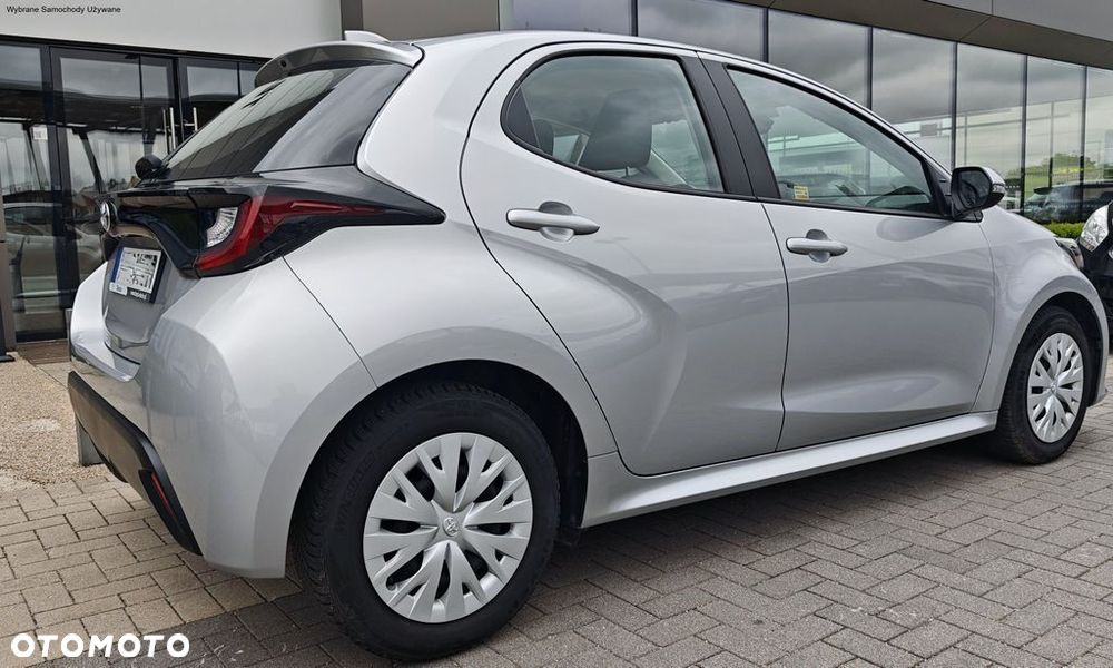 Toyota Yaris 1.0 Active - 8