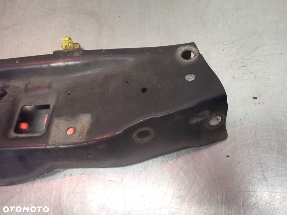 BELKA WZMOCNIENIE PASA PRZEDNIEGO OPEL ZAFIRA B - 2