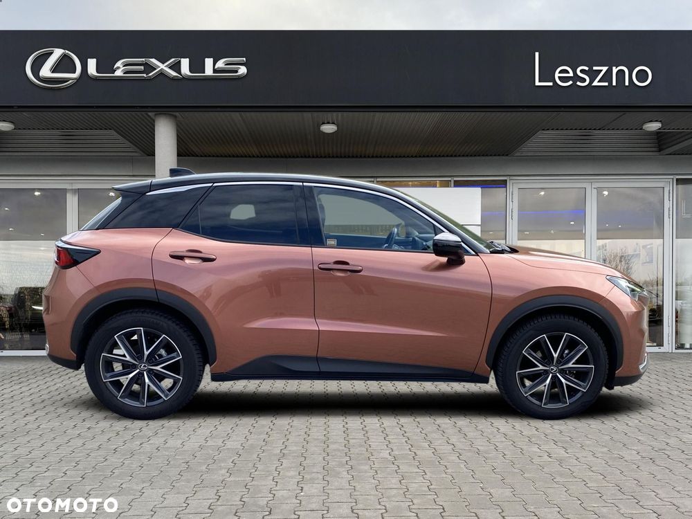 Lexus LBX 1.5 Hybrid Cool - 11