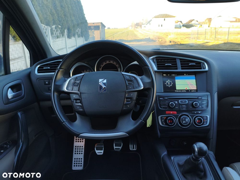 Citroën DS4 2.0 BlueHDi SoChic S&S - 28