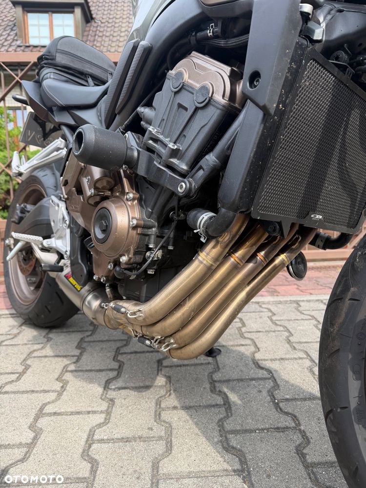 Honda CB - 9