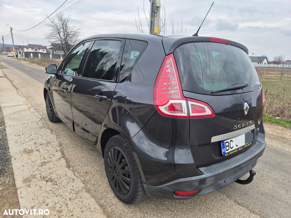 Renault Scenic - 8