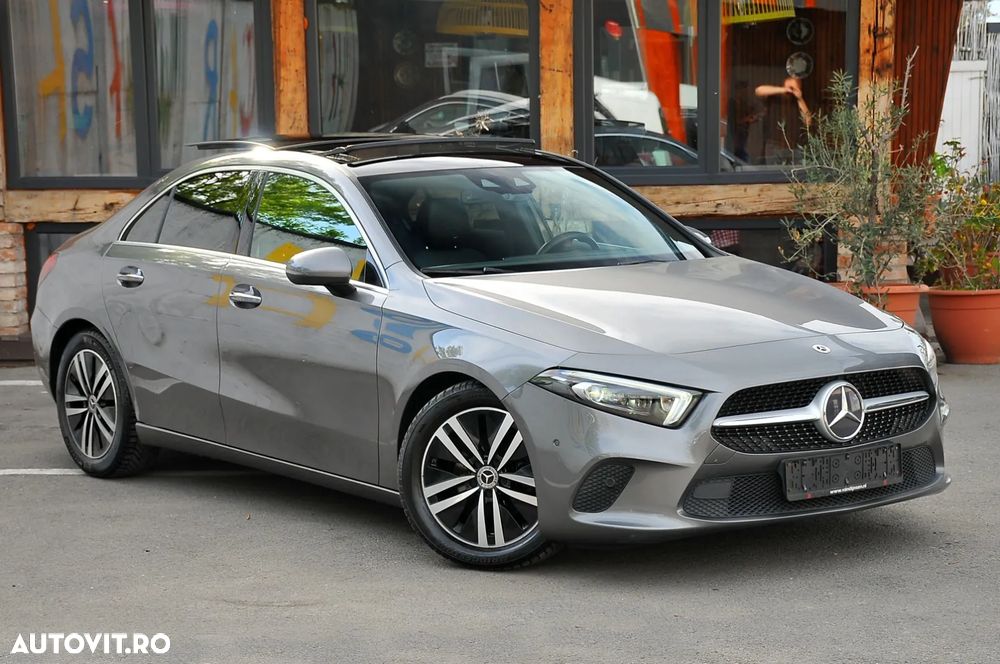 Mercedes-Benz A 180 7G-DCT Edition 2021 - 3