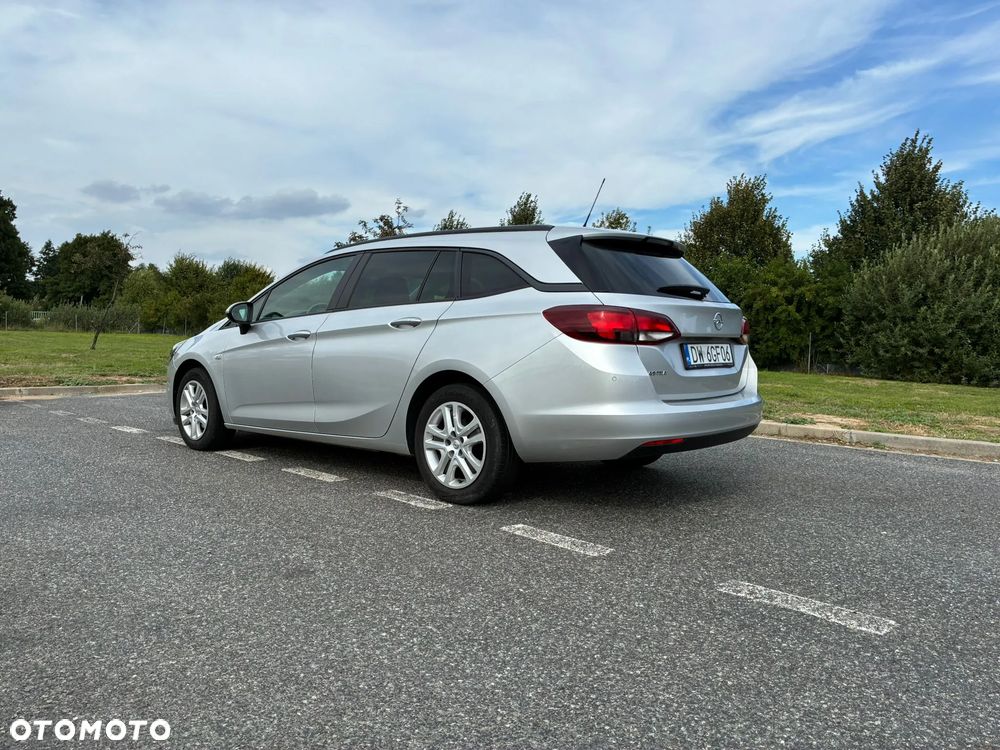 Opel Astra 1.4 T Enjoy - 5