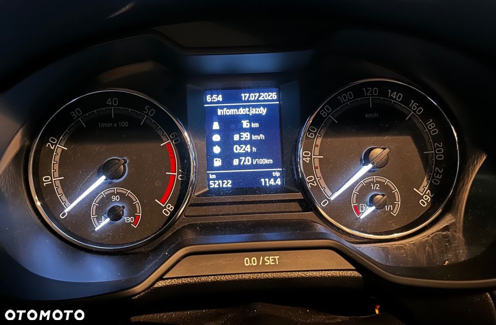 Skoda Octavia 1.5 TSI ACT Ambition - 5