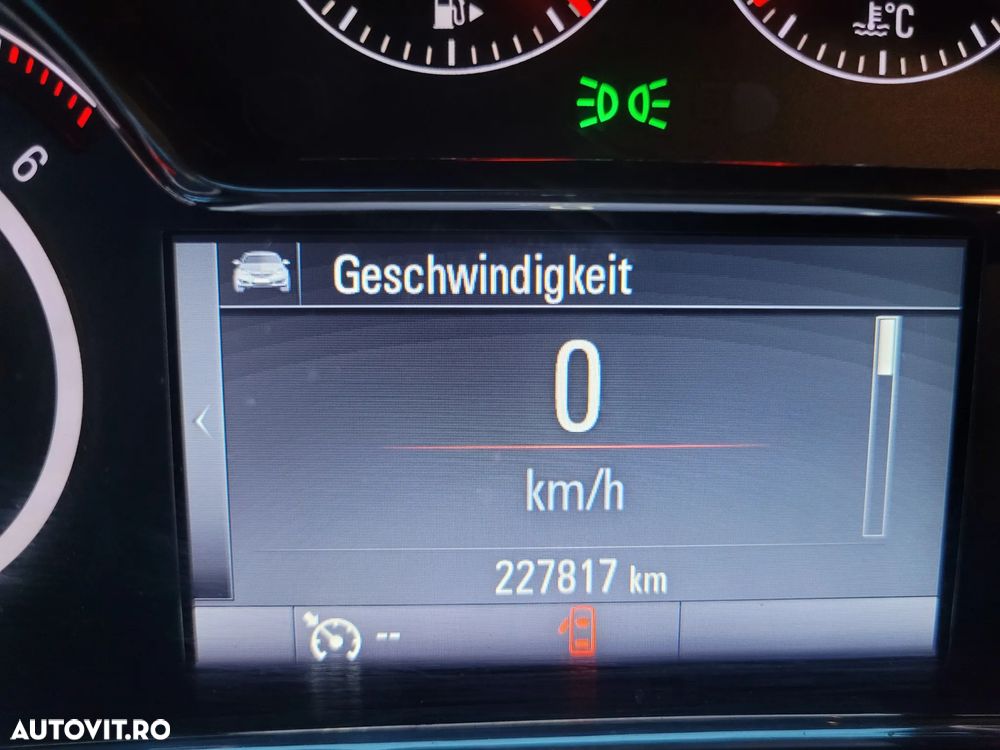 Opel Insignia 1.6 CDTI Sports Tourer ecoFLEXStart/Stop - 16