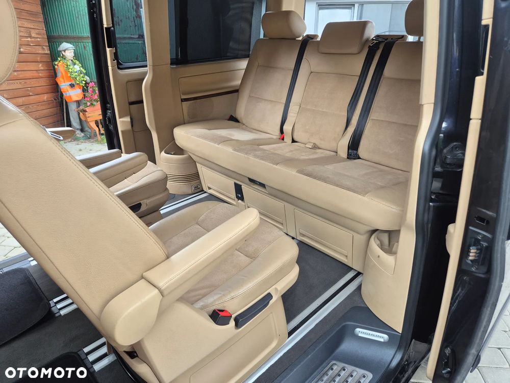 Volkswagen Transporter Multivan Highline - 18
