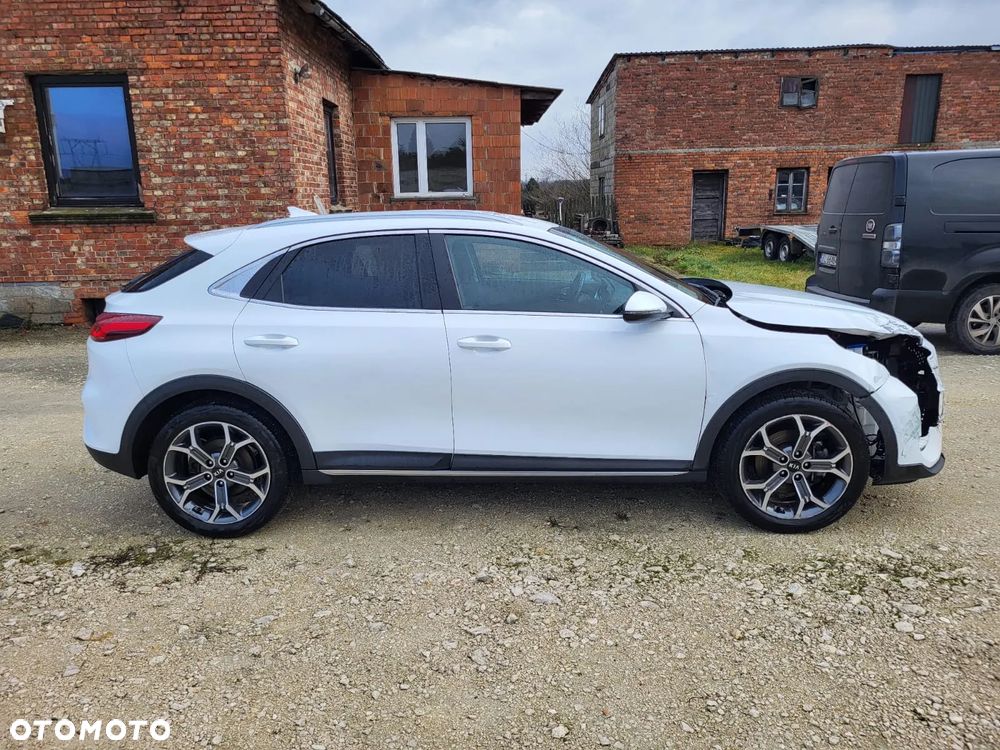 Kia XCeed 1.4 T-GDI OPF JBL SOUND EDITION - 6