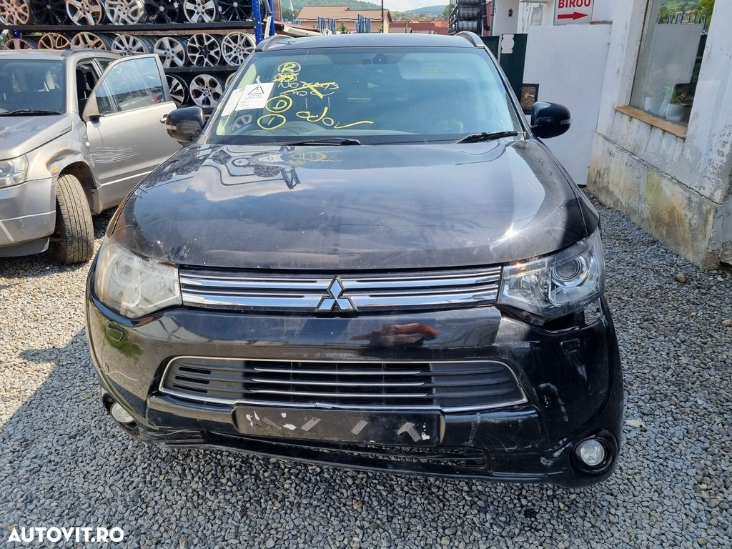 Usa Stanga Fata Mitsubishi Outlander III 2012 - 2015 SUV 4 Usi Labrador Black X42 (1303) - 4