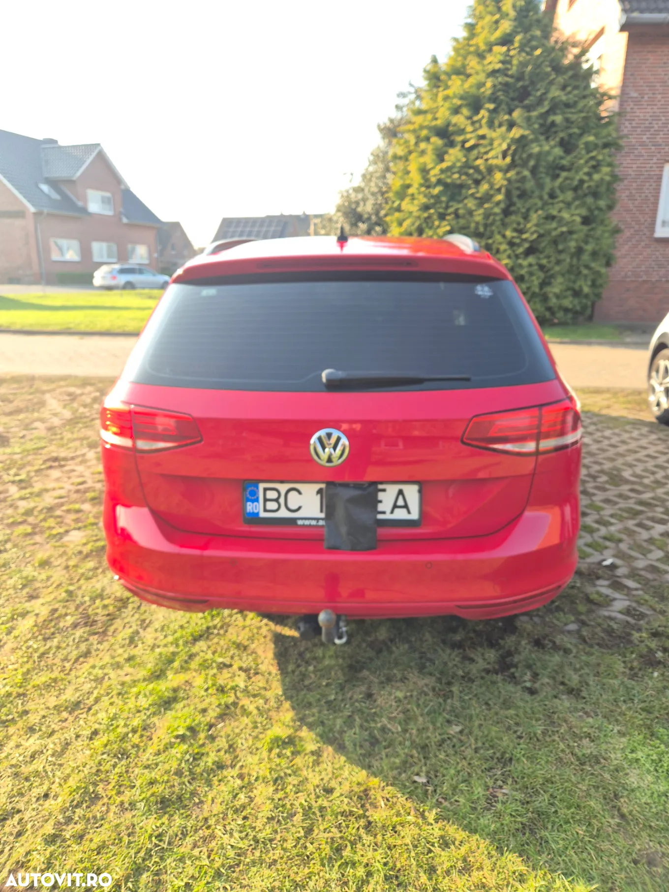 Volkswagen Passat Variant 1.6 TDI SCR DSG - 4