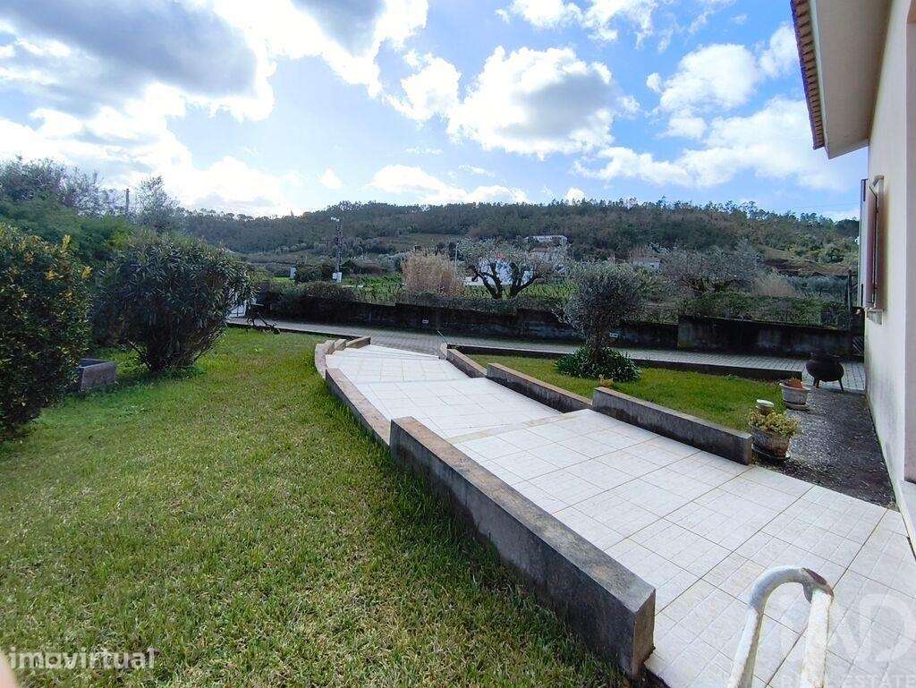 Casa / Villa T3 em Lamas de 386,5 m2 - Grande imagem: 5/40
