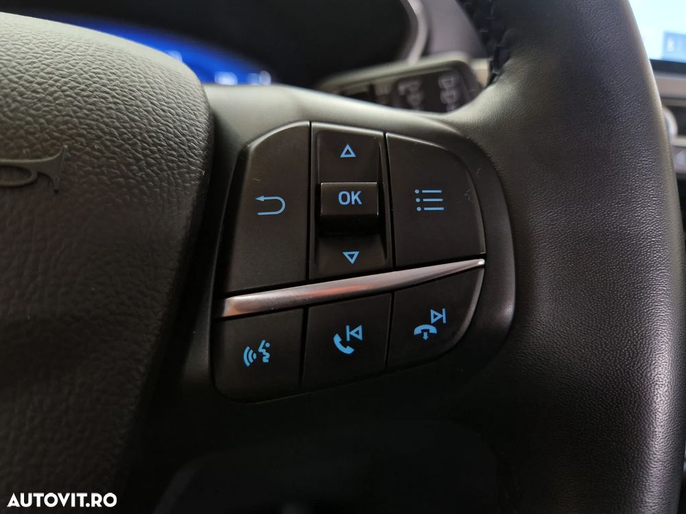 Ford Kuga 2.5 Duratec FHEV 4x4 TITANIUM - 22