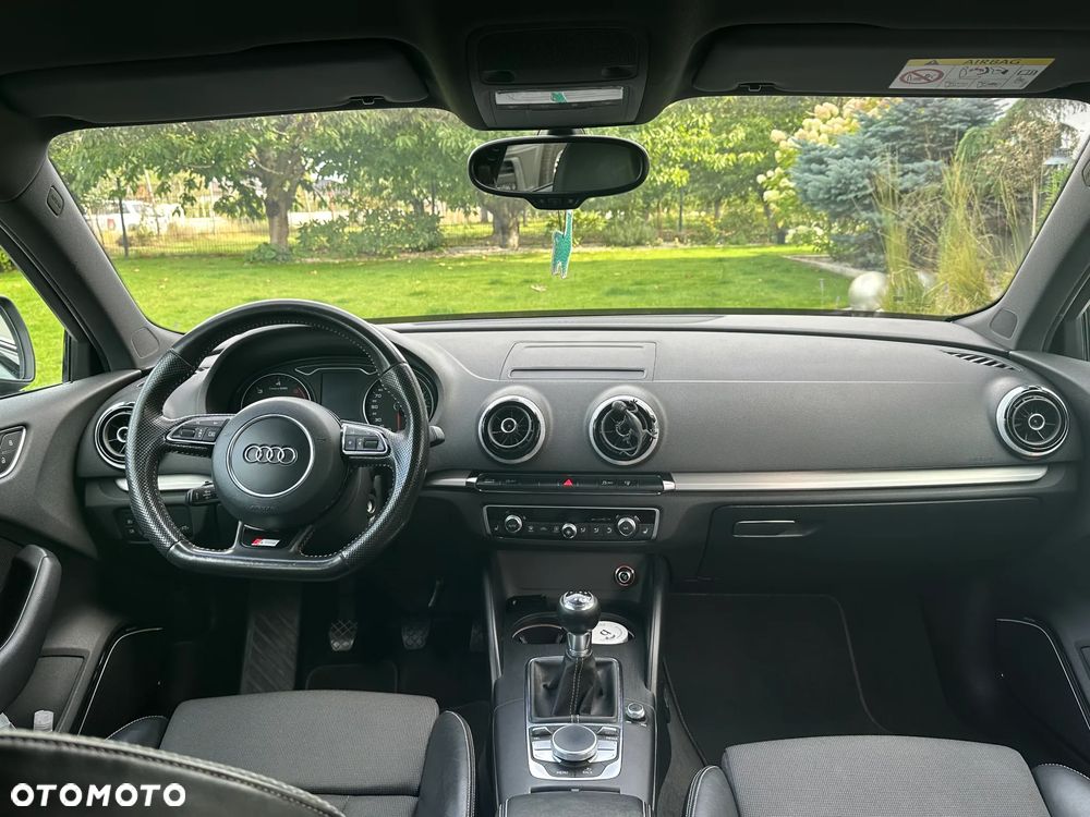 Audi A3 Sportback - 12