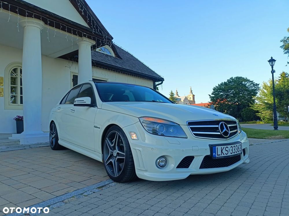 Mercedes-Benz Klasa C 63 AMG - 1