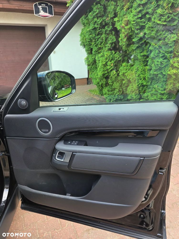 Land Rover Discovery 3.0 D250 mHEV R-Dynamic HSE - 12