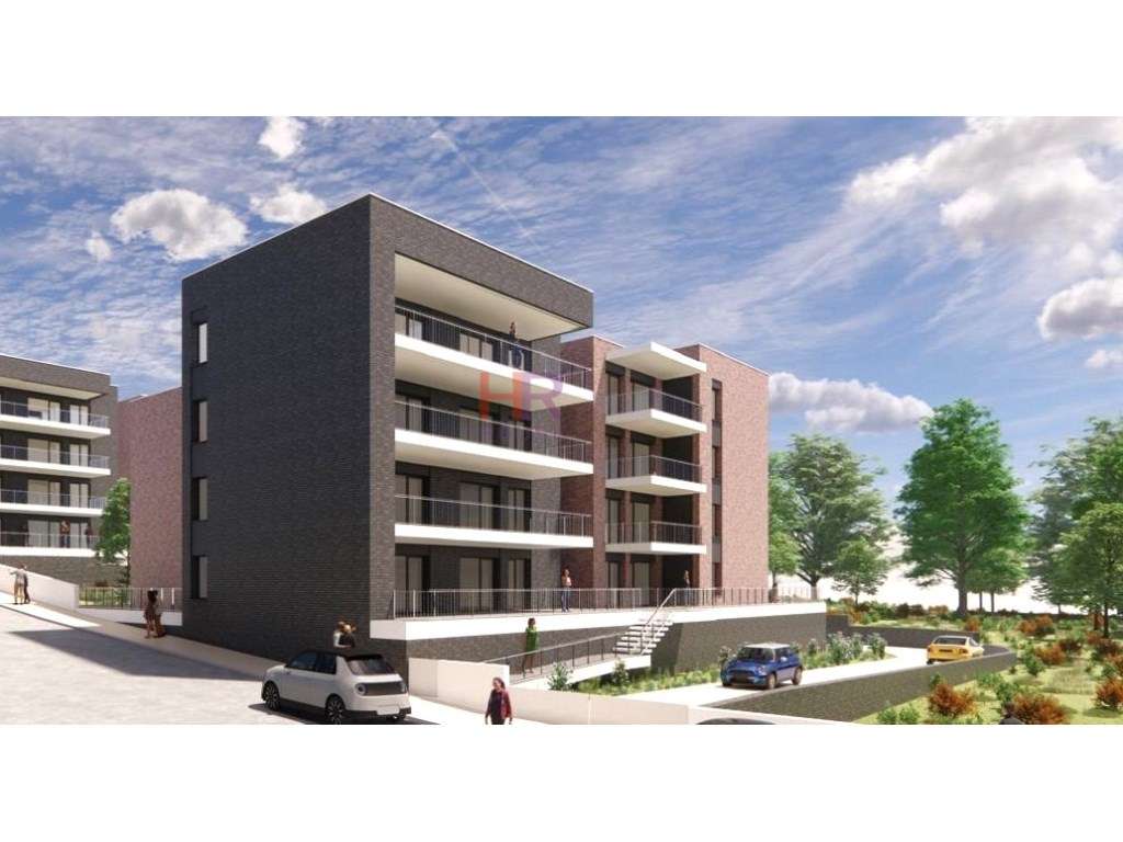 Vende-se T2 Ultimo andar - Inicio de construção - Grande imagem: 2/7