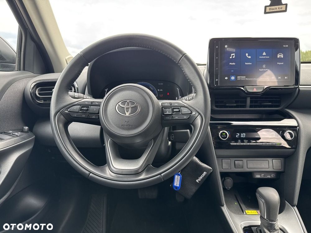 Toyota Yaris Cross - 11
