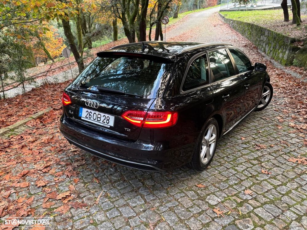 Audi A4 Avant 2.0 TDI S-line - 5
