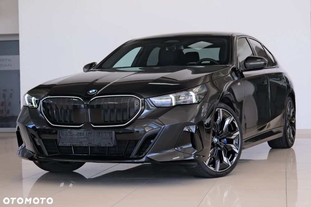 BMW Seria 5 520d xDrive mHEV M Sport - 9