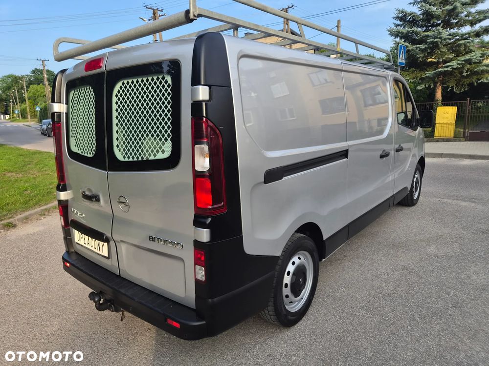 Opel Vivaro - 16