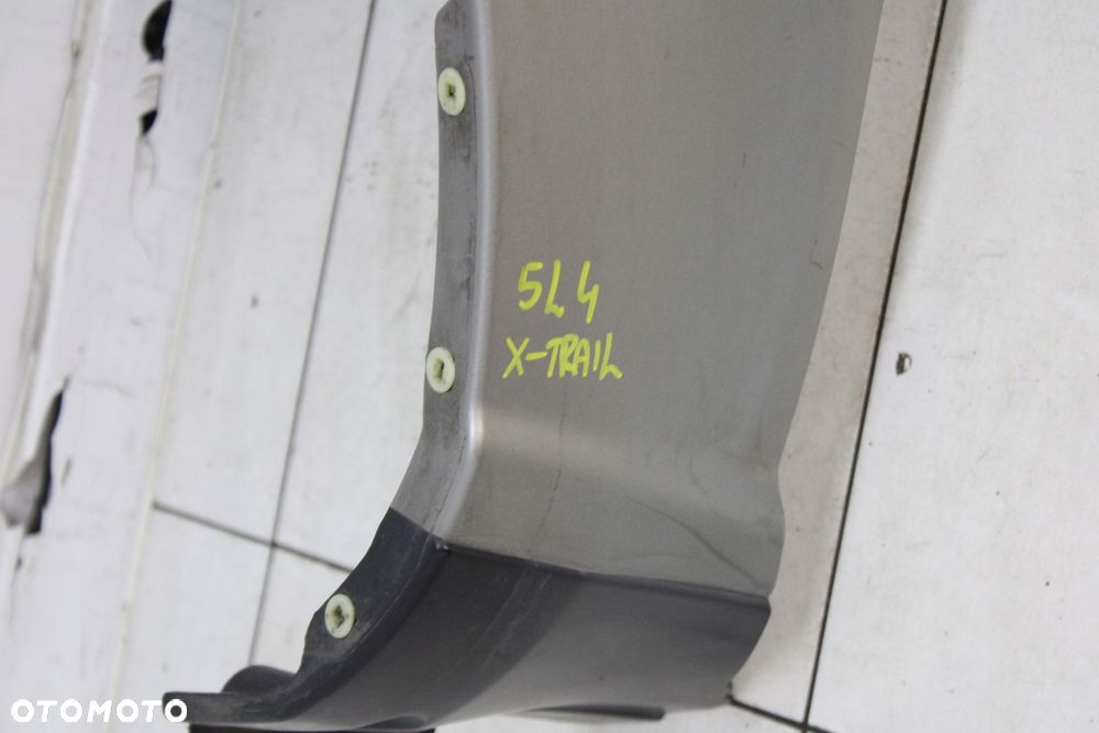 BŁOTNIK LEWY PRZÓD PRZEDNI NISSAN X-TRAIL T30 2000R- KX4 - KOD LAKIERU - 10