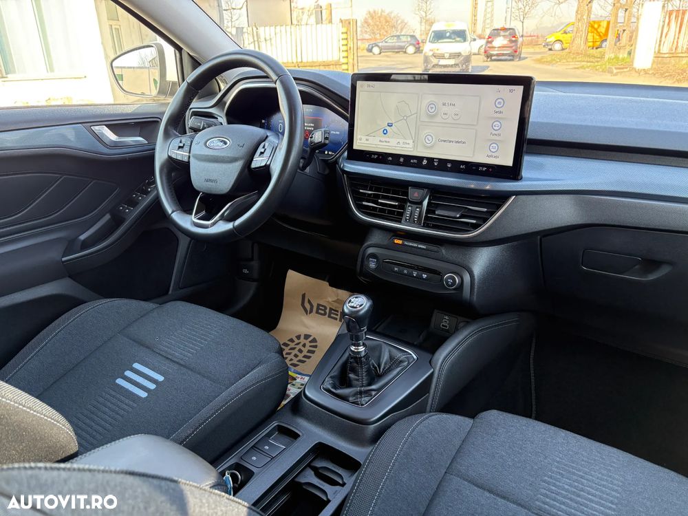 Ford Focus 1.0 EcoBoost ST-Line - 6