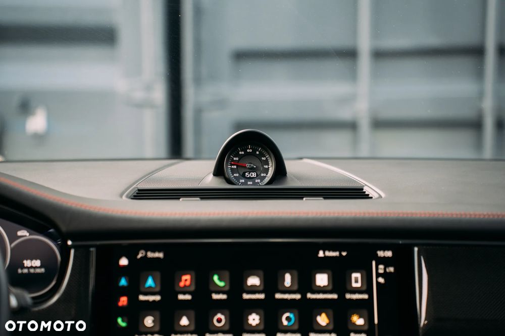 Porsche Panamera - 23