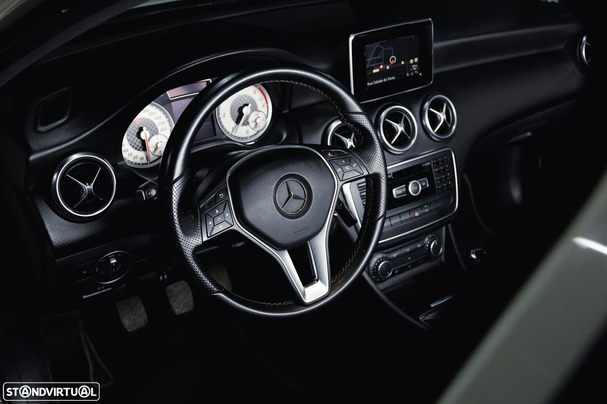 Mercedes-Benz A 180 CDi BE AMG Sport - 8