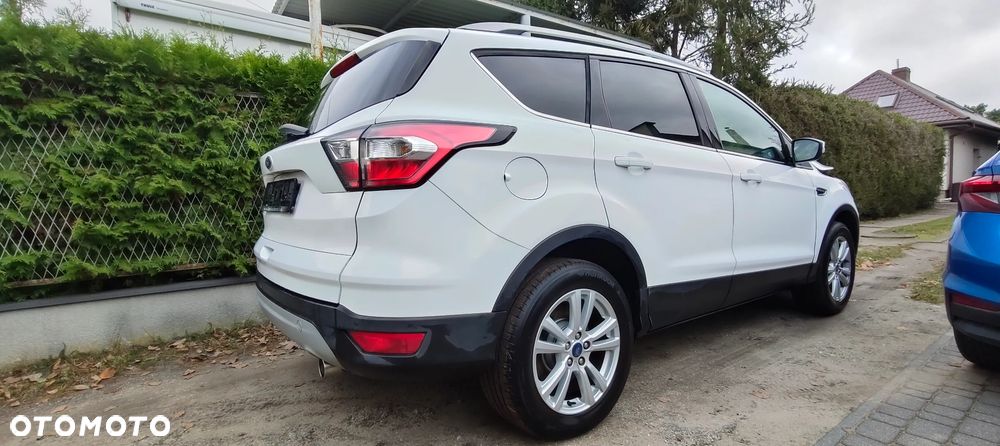 Ford Kuga 2.0 TDCi 2x4 Trend - 16