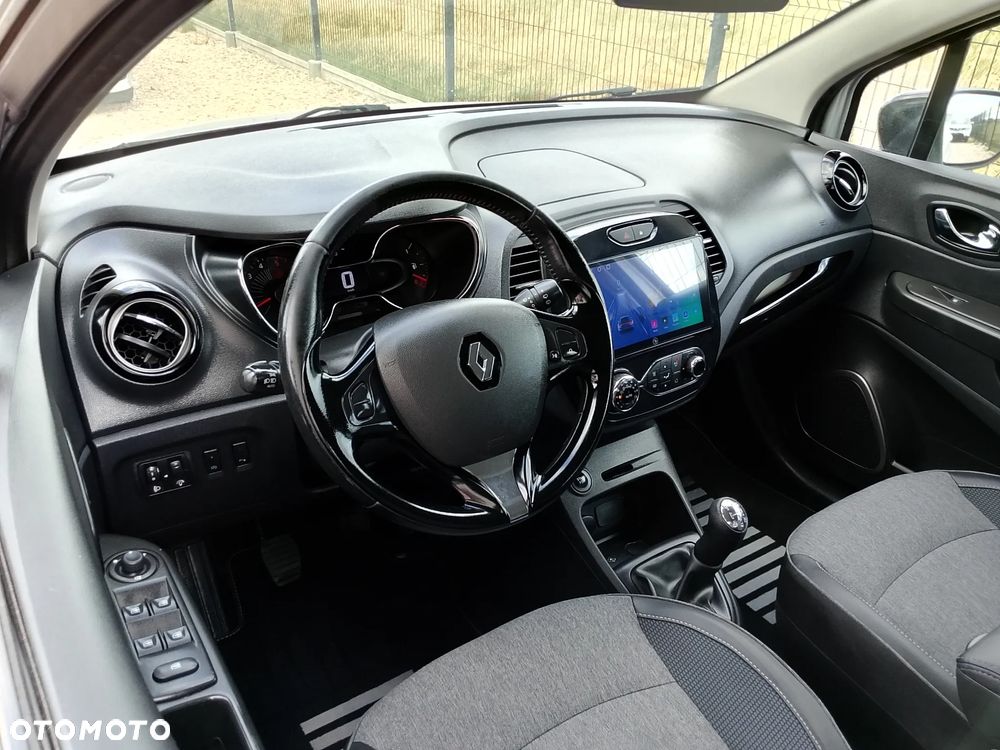 Renault Captur - 16