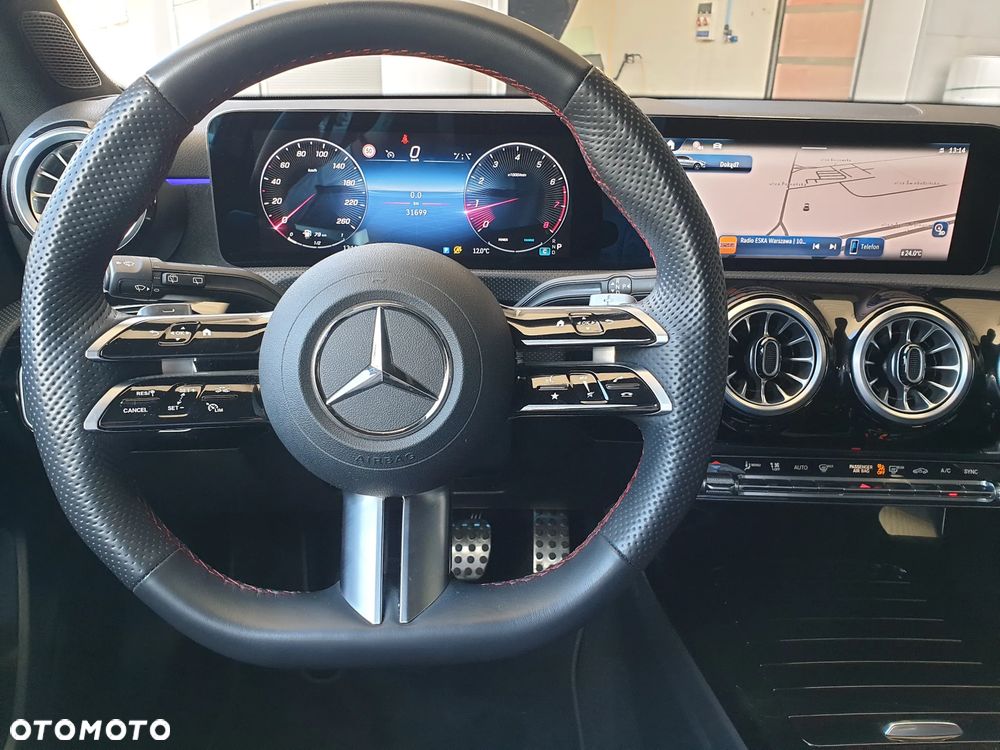 Mercedes-Benz Klasa A 200 7G-DCT Edition AMG Line - 28