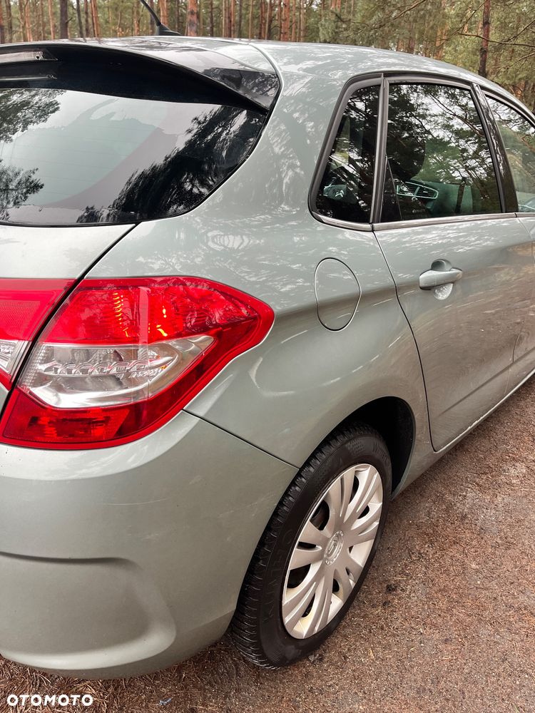 Citroën C4 1.6 VTi Attraction - 4