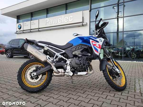 BMW F