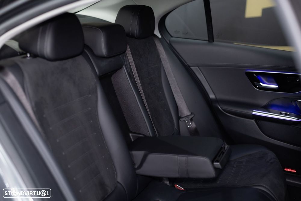 Mercedes-Benz C 300 e AMG Line - 17