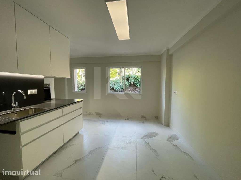 Apartamento T3 com jardim e amplas varandas - Grande imagem: 3/31