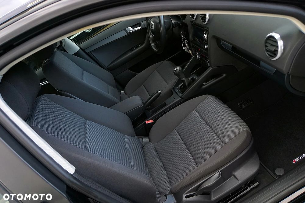 Audi A3 Sportback 1.6 Attraction - 25