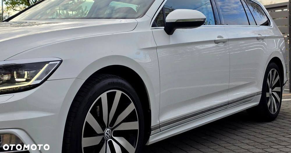 Volkswagen Passat - 20