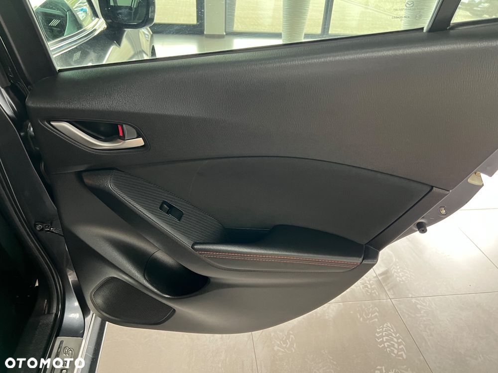 Mazda 3 - 33