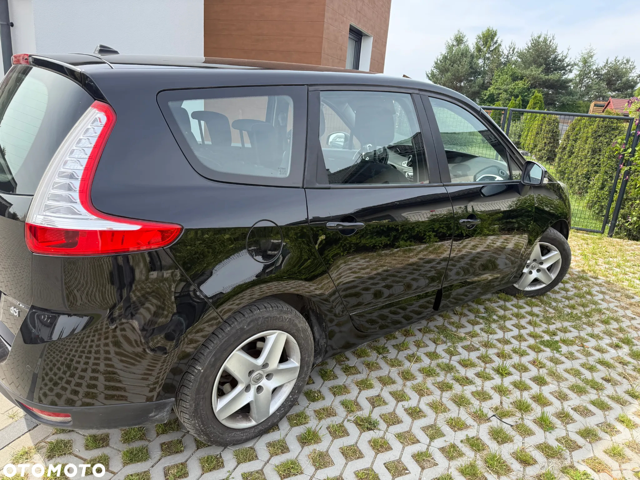 Renault Grand Scenic - 6