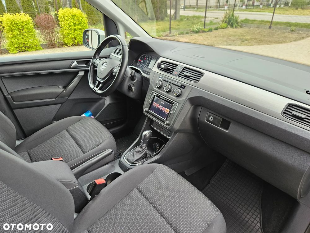 Volkswagen Caddy 2.0 TDI Trendline DSG - 17
