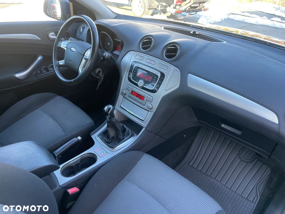 Ford Mondeo 1.6 Ti-VCT Trend - 18