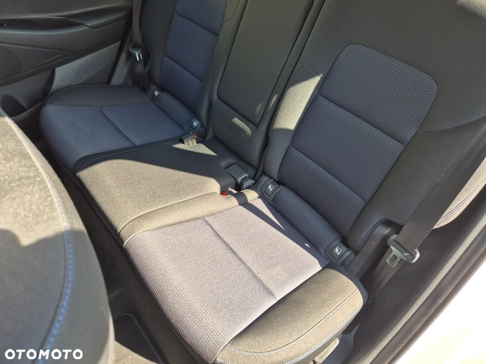 Hyundai Tucson 1.7 CRDI BlueDrive Comfort 2WD - 11