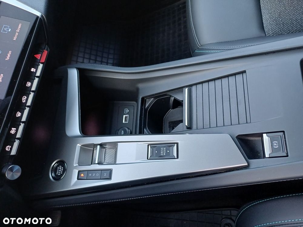 Peugeot 308 1.2 PureTech Allure Pack S&S EAT8 - 14