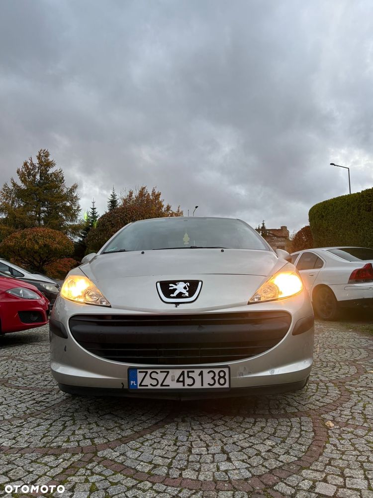 Peugeot 207 1.4 Trendy - 3