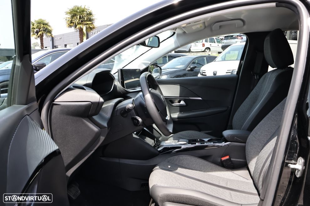 Peugeot e-208 51 kWh Allure - 15