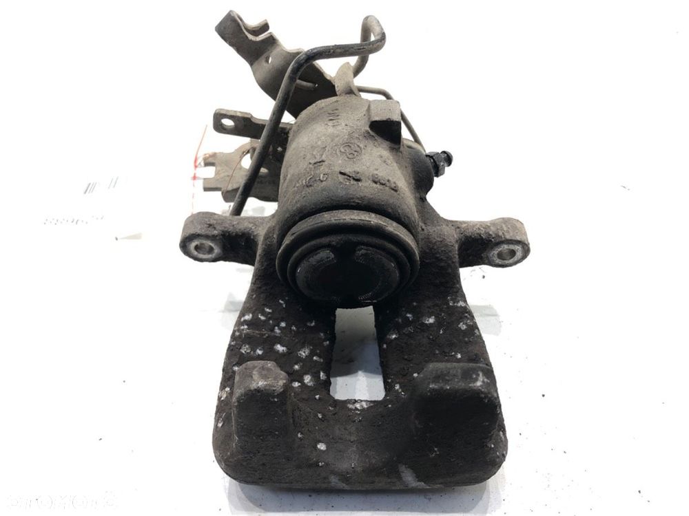 ZACISK PRAWY TYŁ  VW CADDY III Nadwozie pełne/minivan (2KA, 2KH, 2CA, 2CH) 2004 - 2015 2.0 SDI 51 - 3