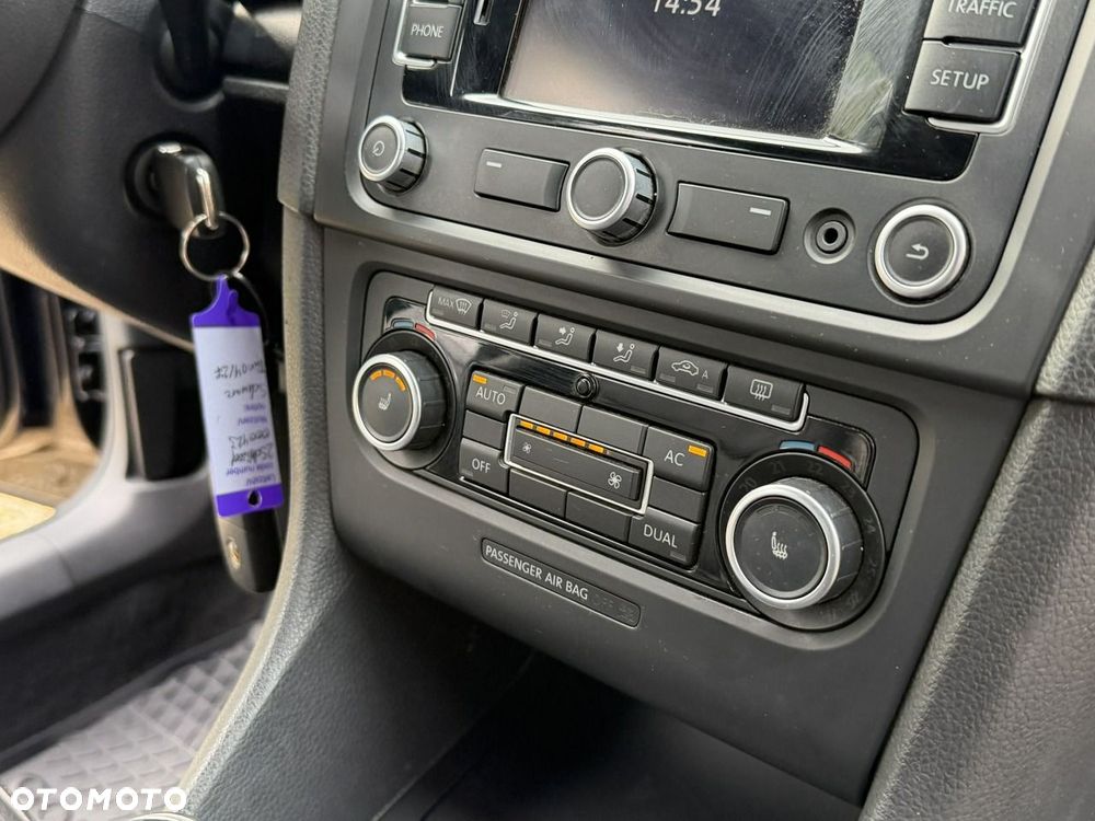 Volkswagen Golf - 19