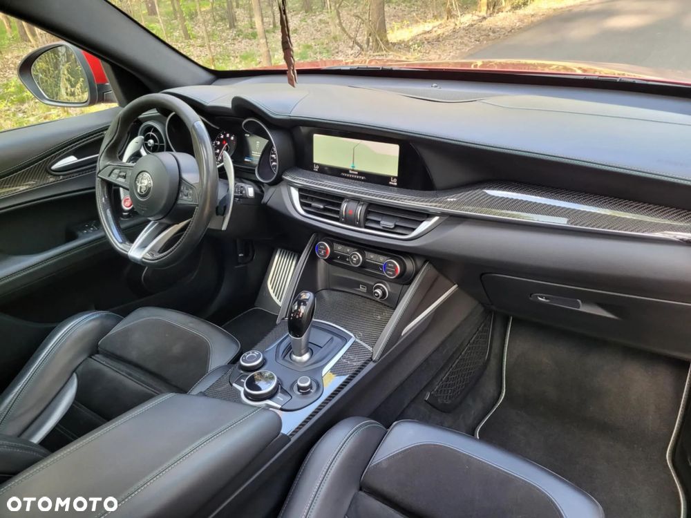 Alfa Romeo Stelvio V6 2.9 Bi-Turbo AT8-Q4 Quadrifoglio - 15